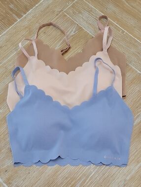 Lot Of 3 DANSKIN Scallop Bralettes In Size Medium